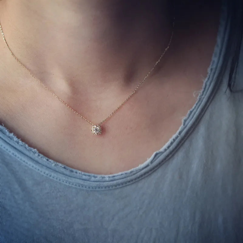 925 Sterling Silver Simple Diamond Gold Small Sun Pendant Necklace Women Light Luxury Wedding Jewelry Accessories