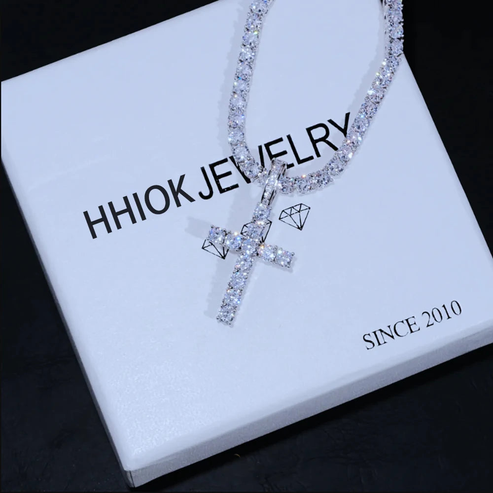 Wholesale Fashion Simple Bling Cross Pendant Iced Out Cubic Zirconia Diamond 18k Gold Plated Christian Charm Jewelry Women Men ﻿